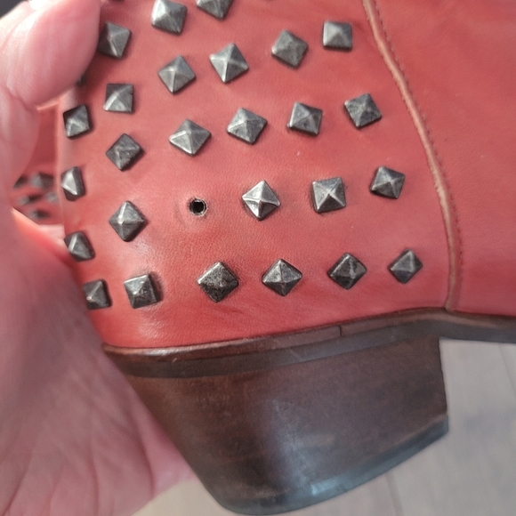 Minelli studded red ankle boots 37 - Picture 13 of 13